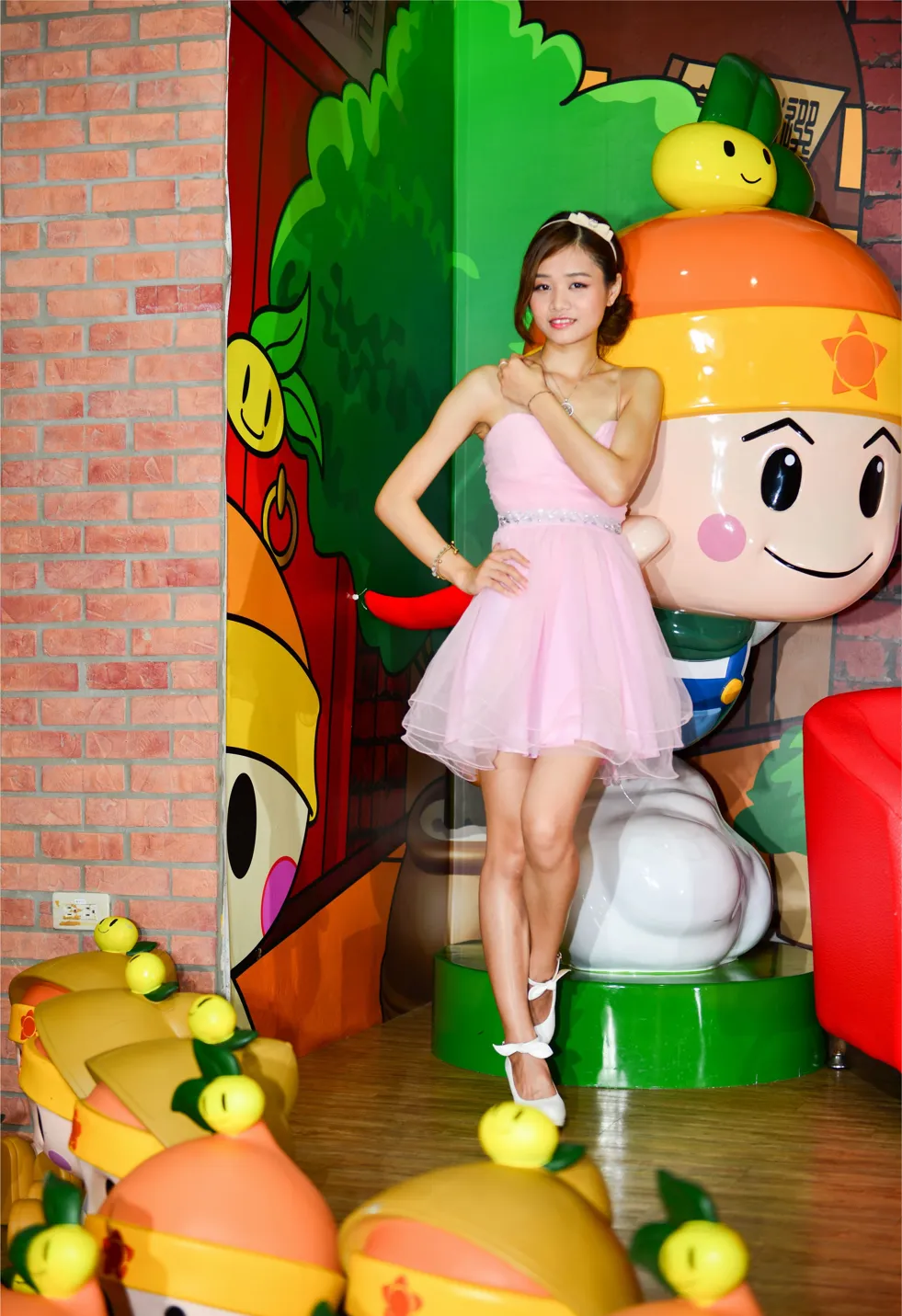 [Mzsock] NO.169 Zhang Yuanzhen, pink dress, high heels and beautiful legs street photography#[105P]-22