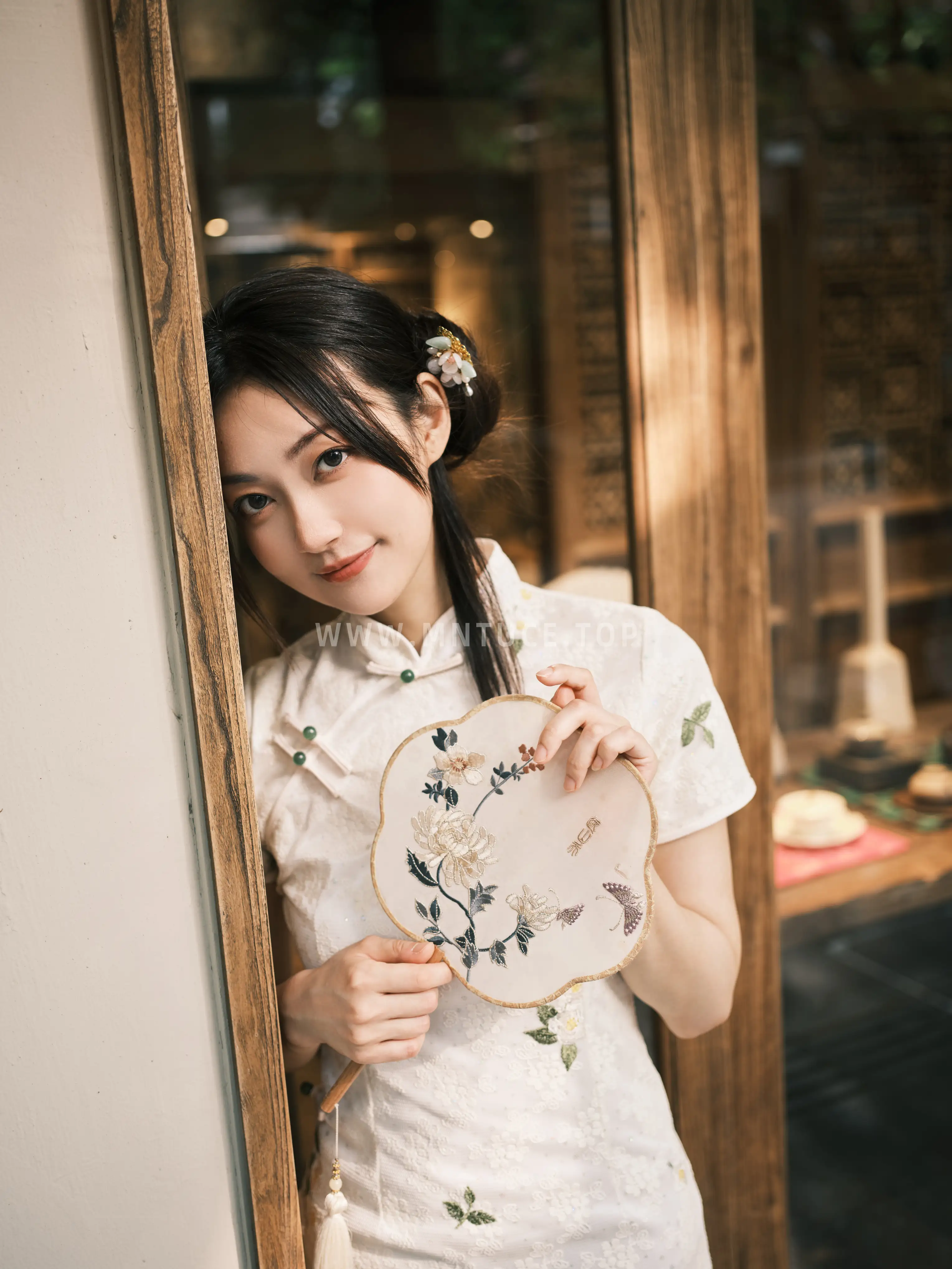 [YITUYU] 2022.07.27 Vol.1554 – Modern Cheongsam Flying bird coo-#[47P]-18